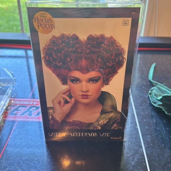 Disney costume Hocos pocus Winnie. Like new worn once .‎ - Picture 4 of 8